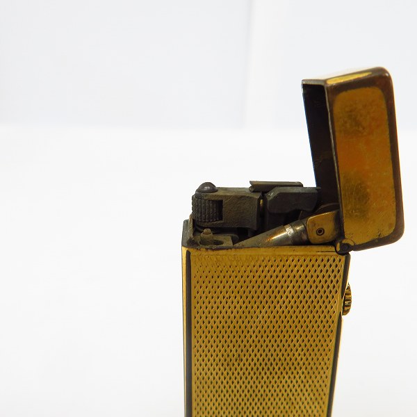 実際に弊社で買取させて頂いたdunhill/ダンヒル ダイヤモンドカット サイドローラー ガスライター ゴールドの画像 5枚目