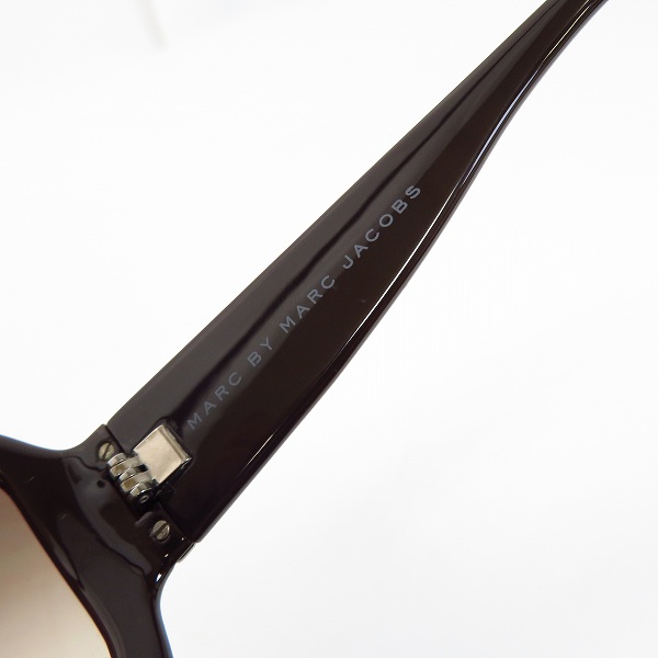 実際に弊社で買取させて頂いたMARC JACOBS/マークジェイコブス サングラス/アイウェアの画像 5枚目