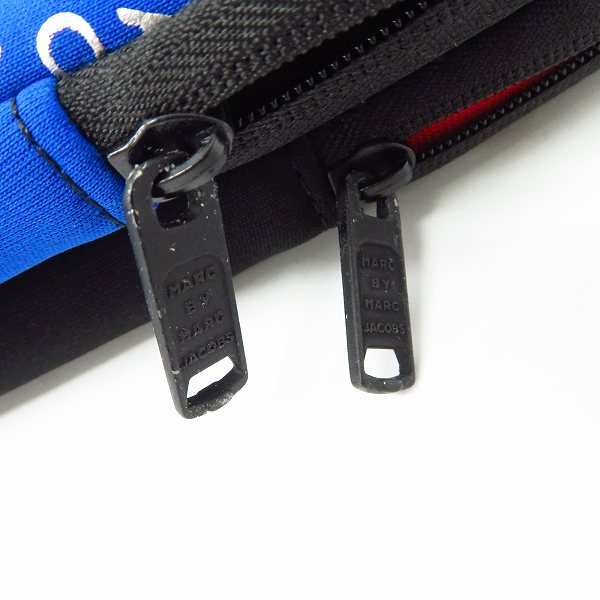 実際に弊社で買取させて頂いたMARC BY MARC JACOBS/マークバイマークジェイコブス ロゴ総柄 タブレットケース/クラッチバッグ 2点セットの画像 5枚目