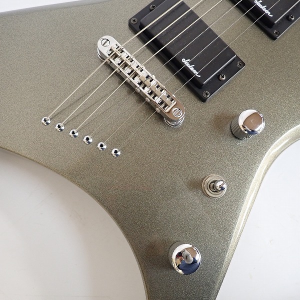 実際に弊社で買取させて頂いた★Jackson/ジャクソン Warrior/ウォーリアー 変形エレキギター ストリング・スルー・ボディ ソフトケース付の画像 5枚目