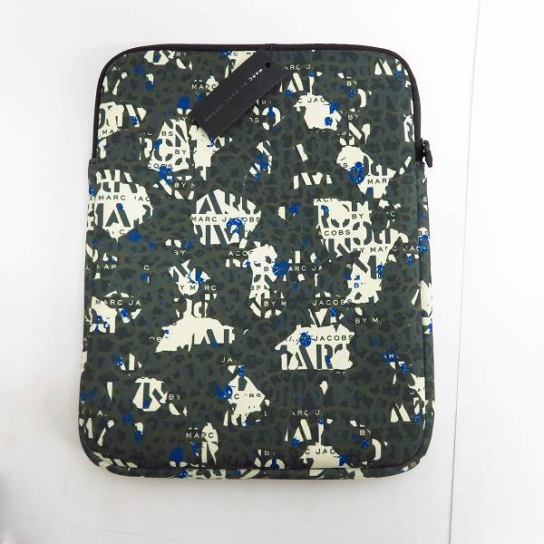 実際に弊社で買取させて頂いた【未使用】MARC BY MARC JACOBS/マークバイマークジェイコブス PC タブレットケース/クラッチバッグ M0001054Aの画像 1枚目