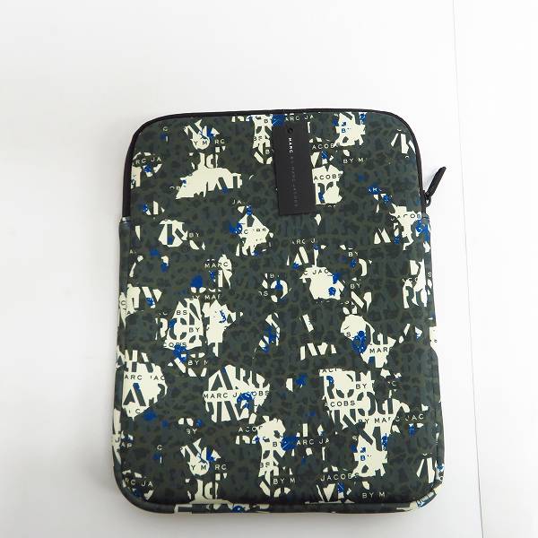 実際に弊社で買取させて頂いた【未使用】MARC BY MARC JACOBS/マークバイマークジェイコブス PC タブレットケース/クラッチバッグ M0001054Aの画像 1枚目