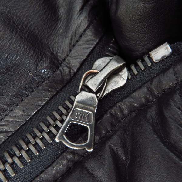 実際に弊社で買取させて頂いた BACKLASH/バックラッシュ カンガルーレザー キルティング ダウンジャケット ブラック 1363-02/3(L)の画像 8枚目