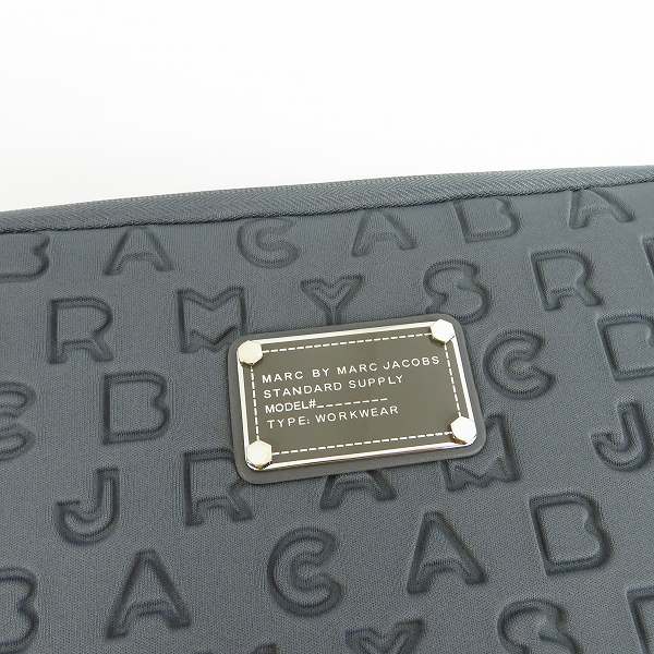 実際に弊社で買取させて頂いたMARC BY MARC JACOBS/マークバイマークジェイコブス PC タブレットケース M0003461/M6PE022 2点セットの画像 4枚目