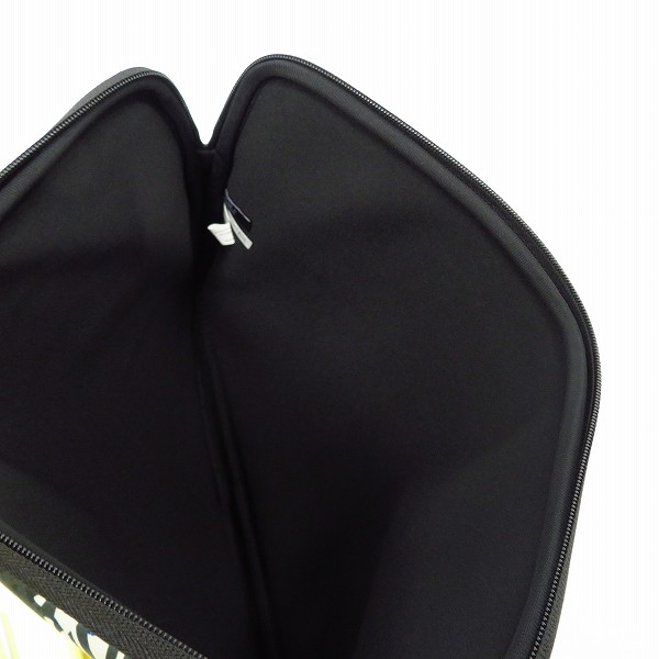 実際に弊社で買取させて頂いた【未使用】MARC BY MARC JACOBS/マークバイマークジェイコブス PC タブレットケース M0003461/M0001053A 2点セットの画像 5枚目