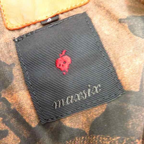 実際に弊社で買取させて頂いたBACKLASH×MAXSIX/バックラッシュ×マックスシックス ジャパンカーフ製品染め襟付き レザージャケット/1498-02/XLの画像 4枚目