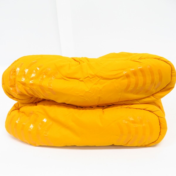 実際に弊社で買取させて頂いたmont-bell/モンベル エクセロフト 中綿入り 登山用フットウォーマー 1108890/Lの画像 2枚目