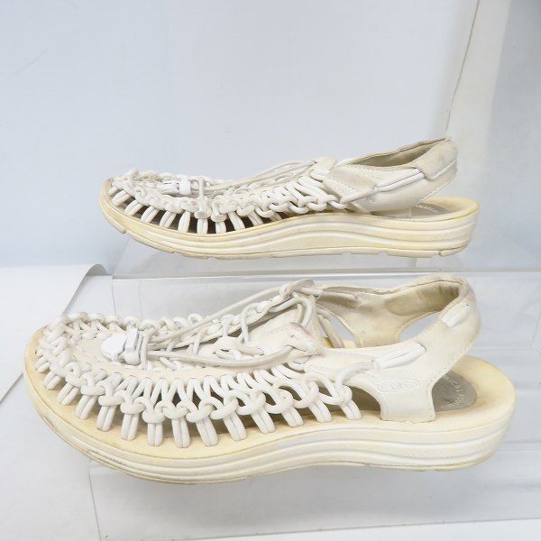 実際に弊社で買取させて頂いたKEEN/キーン UNEEK ユニーク サンダル ホワイト 1014098/25.5の画像 3枚目