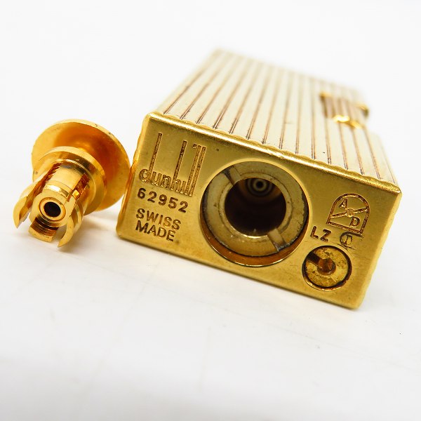 実際に弊社で買取させて頂いたdunhill/ダンヒル ストライプ サイドローラー ガスライター ゴールドの画像 2枚目