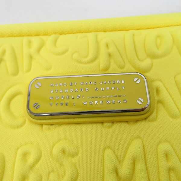 実際に弊社で買取させて頂いた【未使用】MARC BY MARC JACOBS/マークバイマークジェイコブス タブレットケース M0003462/M6PE023 2点セットの画像 3枚目