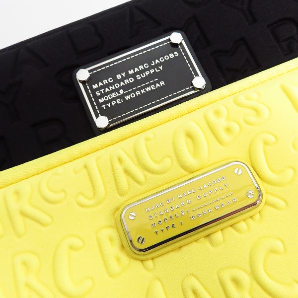 実際に弊社で買取させて頂いた【未使用】MARC BY MARC JACOBS/マークバイマークジェイコブス タブレットケース M0003462/M6PE023 2点セットの画像 3枚目