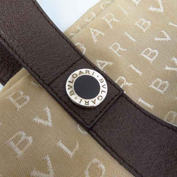 実際に弊社で買取させて頂いたBVLGARI/ブルガリ ロゴマニア トートバッグ キャンバス×レザー SV金具 ミニポーチ付の画像 7枚目