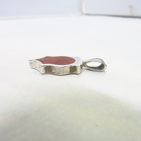 実際に弊社で買取させて頂いた【ギャラ付】STANLEY GUESS/スタンリーゲス ミニ ウッド ギターペンダントの画像 2枚目