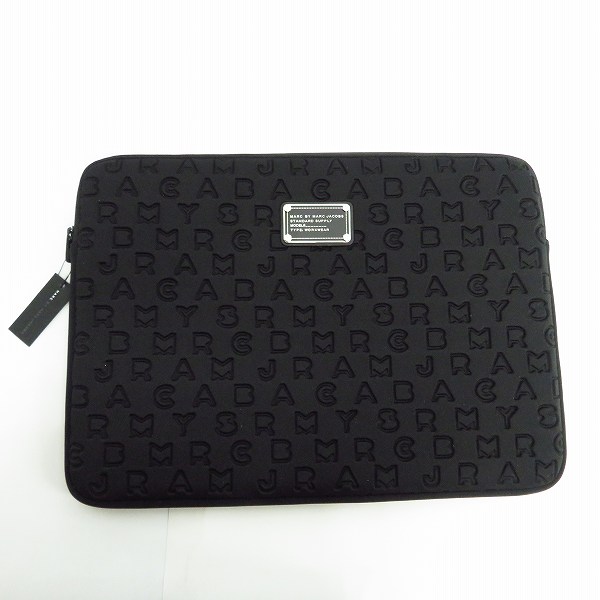 実際に弊社で買取させて頂いた【未使用】MARC BY MARC JACOBS/マークバイマークジェイコブス PC タブレットケース/クラッチバッグ M6PE020