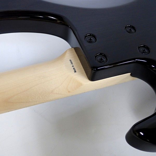 実際に弊社で買取させて頂いた★ATELIER Z/アトリエ Z Beta-4 standard JAZZ BASS Type/ジャズベースタイプ アクティブ 純正ギグケース付 の画像 8枚目