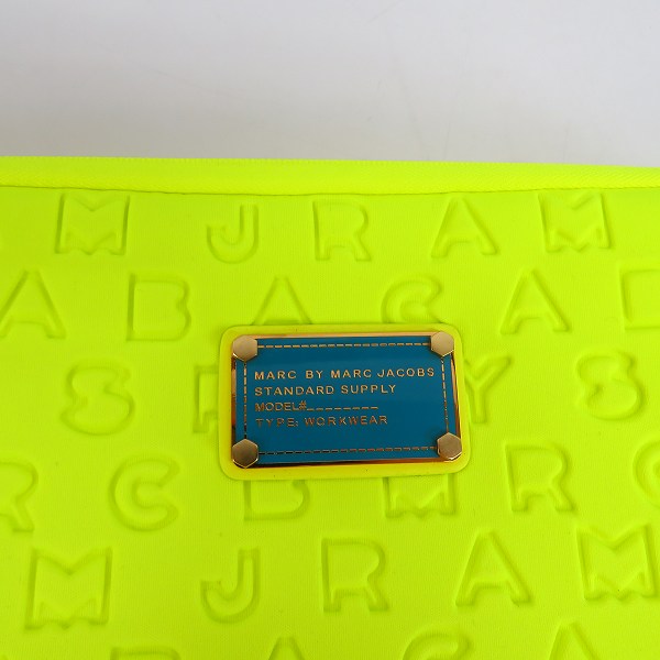 実際に弊社で買取させて頂いたMARC BY MARC JACOBS/マークバイマークジェイコブス PC タブレットケース M0003461/M6131062 2点セットの画像 4枚目