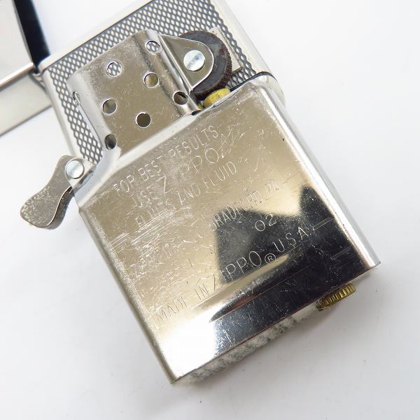 実際に弊社で買取させて頂いたZIPPO/ジッポー PURITY 999.9 スターリングシルバープレート付 Armor/アーマーケース 2002年製の画像 6枚目