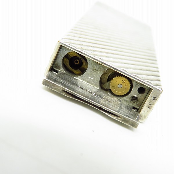 実際に弊社で買取させて頂いたdunhill/ダンヒル 斜柄 サイドローラー ガスライター シルバーの画像 2枚目