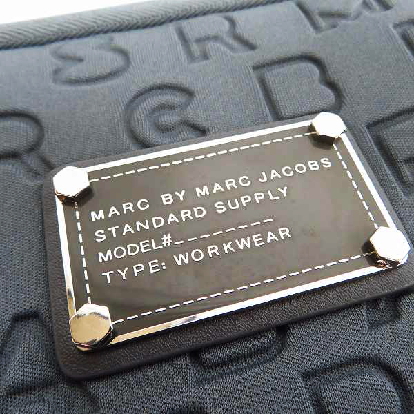 実際に弊社で買取させて頂いた【未使用】MARC BY MARC JACOBS/マークバイマークジェイコブス PC タブレットケース/クラッチバッグ M6PE021の画像 5枚目