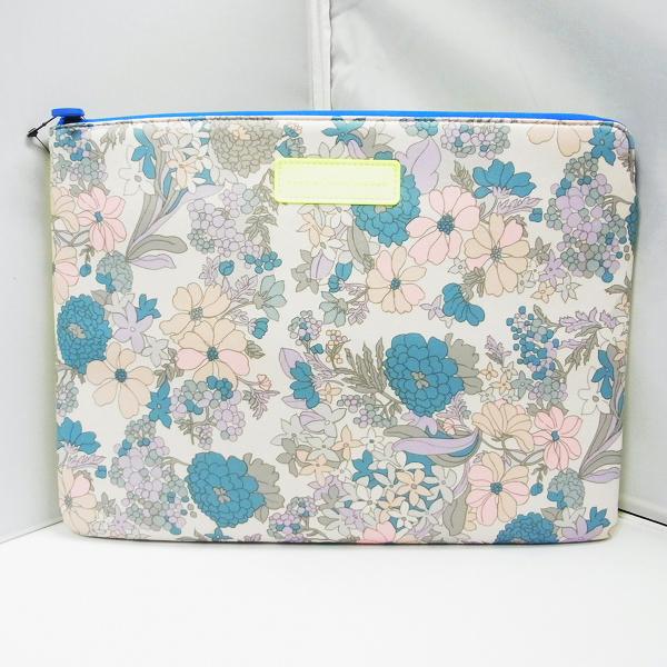 実際に弊社で買取させて頂いた【未使用】MARC BY MARC JACOBS/マークバイマークジェイコブス PC タブレットケース M0001053A/M6131057 2点セットの画像 1枚目