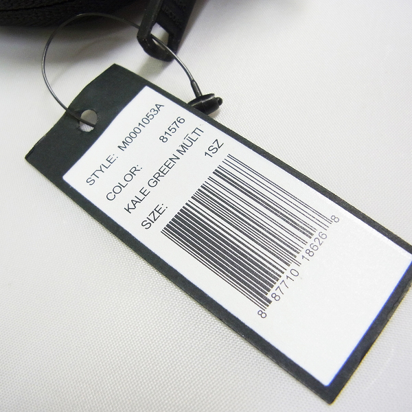 実際に弊社で買取させて頂いた【未使用】MARC BY MARC JACOBS/マークバイマークジェイコブス PC タブレットケース M0001053A/M6131016 2点セットの画像 6枚目