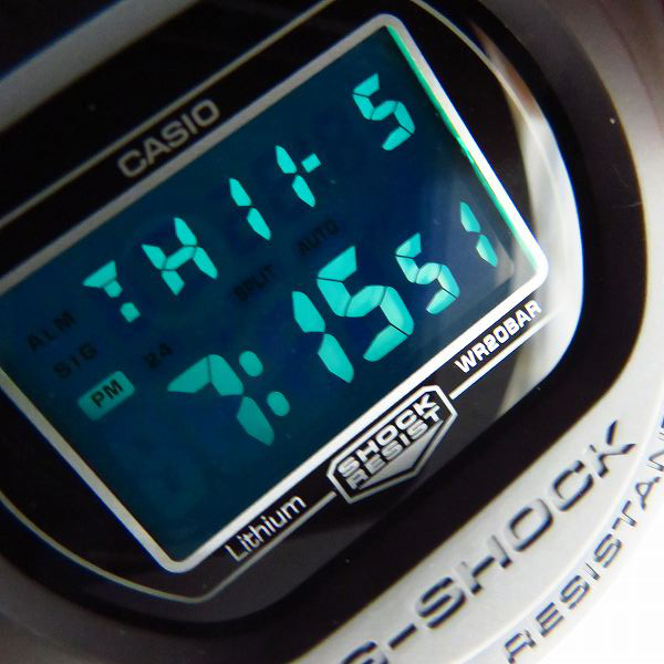 実際に弊社で買取させて頂いたG-SHOCK×URBAN RESEARCH/Gショック×アーバンリサーチ 別注 DW5750E-UM93の画像 4枚目