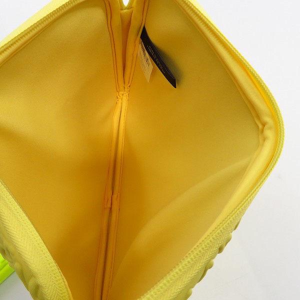 実際に弊社で買取させて頂いた【未使用】MARC BY MARC JACOBS/マークバイマークジェイコブス タブレットケース M0003462/M6131063 2点セットの画像 4枚目