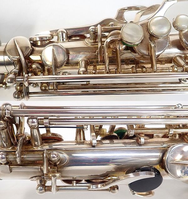 実際に弊社で買取させて頂いた★SELMER/セルマー アルトサックス SA80/Super Action 80 W/E SP シルバープレート 彫刻有り 35万台 ハードケース付 の画像 7枚目