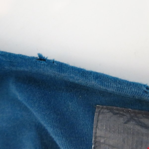 実際に弊社で買取させて頂いた【未使用/JPタグ】ARMANI JEANS/アルマーニジーンズ プリント Tシャツ ブルー系 Lの画像 5枚目