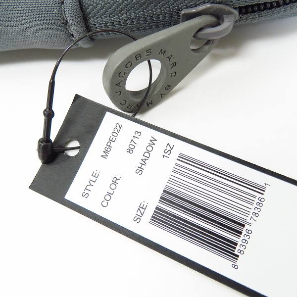 実際に弊社で買取させて頂いた【未使用】MARC BY MARC JACOBS/マークバイマークジェイコブス PC タブレットケース M0003461/M6PE022 2点セットの画像 7枚目