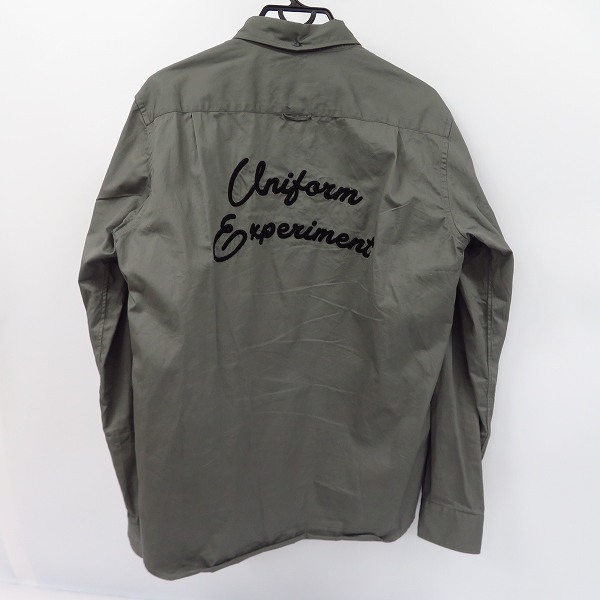 実際に弊社で買取させて頂いたuniform experiment/ユニフォームエクスペリメント GABARDINE EMBROIDERY ボタンダウンシャツ UE-192015/3の画像 1枚目