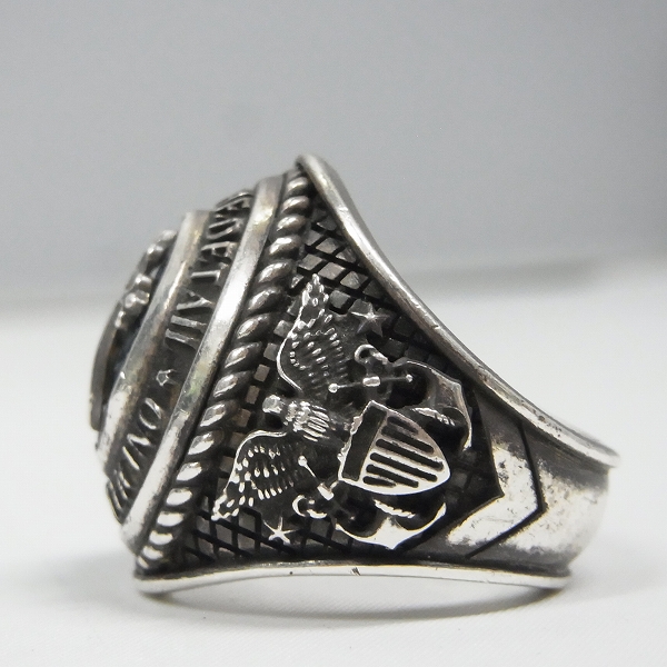 実際に弊社で買取させて頂いたLeathers and Treasures/レザーズアンドトレジャーズ  オーバルスクロールベゼルカレッジリングの画像 2枚目