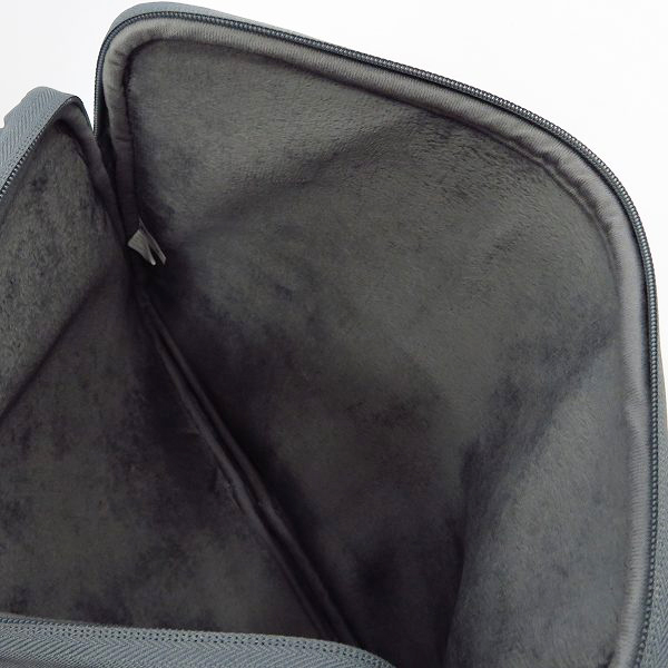 実際に弊社で買取させて頂いた【未使用】MARC BY MARC JACOBS/マークバイマークジェイコブス PC タブレットケース M0003461/M6PE022 2点セットの画像 5枚目