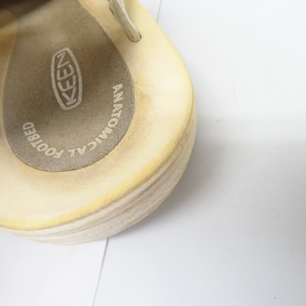 実際に弊社で買取させて頂いたKEEN/キーン UNEEK ユニーク サンダル ホワイト 1014098/25.5の画像 6枚目