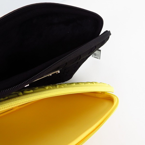 実際に弊社で買取させて頂いたMARC BY MARC JACOBS/マークバイマークジェイコブス タブレットケース M0003462/M6PE023 2点セットの画像 4枚目