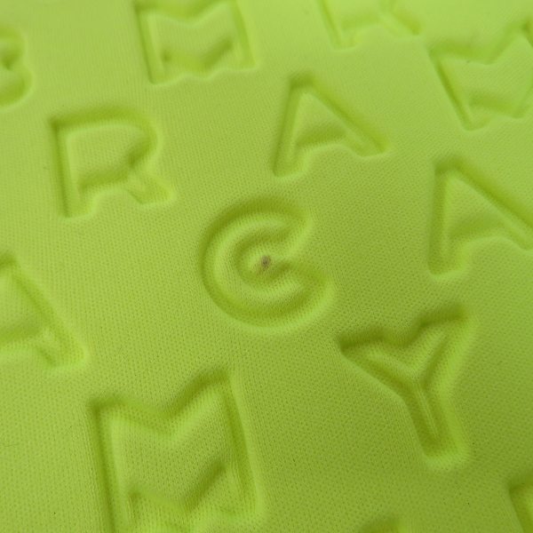 実際に弊社で買取させて頂いた【未使用】MARC BY MARC JACOBS/マークバイマークジェイコブス PC タブレットケース M0003461/M6131062 2点セットの画像 4枚目