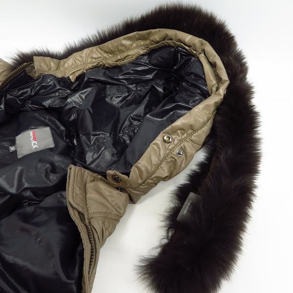 実際に弊社で買取させて頂いたDUVETICA/デュベティカ kappa/カッパ レディース ファー付ダウンコート FGB-1057R size：38の画像 8枚目