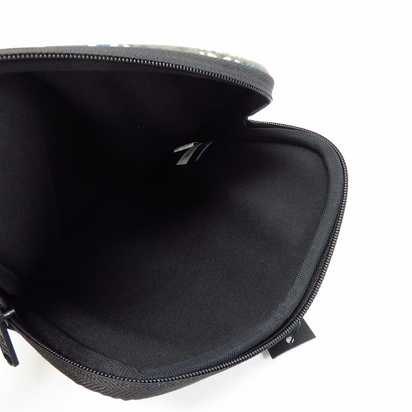 実際に弊社で買取させて頂いたMARC BY MARC JACOBS/マークバイマークジェイコブス PC タブレットケース/クラッチバッグ M0001054Aの画像 3枚目