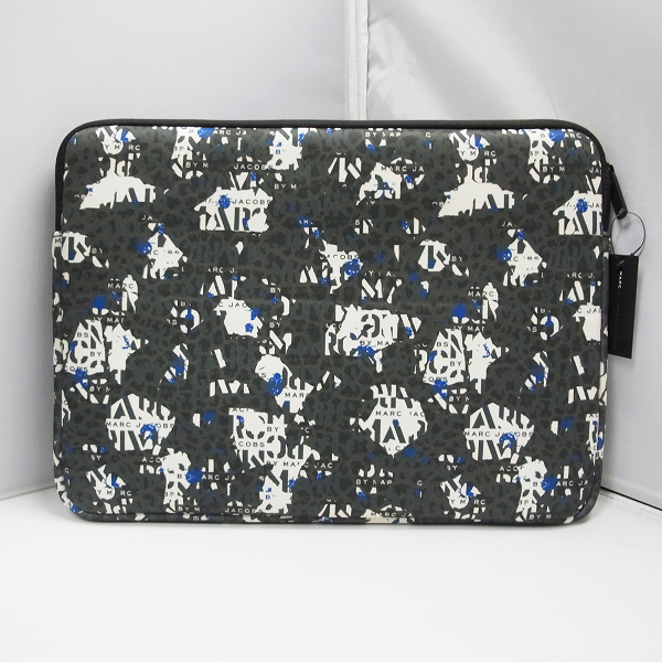 実際に弊社で買取させて頂いた【未使用】MARC BY MARC JACOBS/マークバイマークジェイコブス PC タブレットケース M0001053A/M6131016 2点セットの画像 2枚目