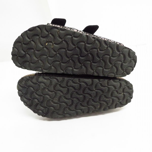 実際に弊社で買取させて頂いたBIRKENSTOCK/ビルケンシュトック ARIZONA ブラック/35の画像 2枚目