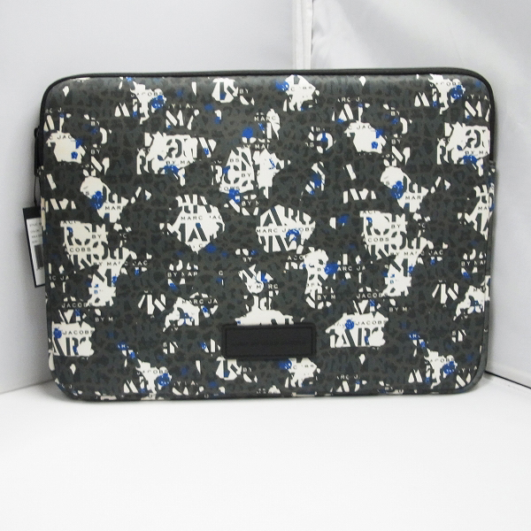 実際に弊社で買取させて頂いた【未使用】MARC BY MARC JACOBS/マークバイマークジェイコブス PC タブレットケース M0001053A/M0003723 2点セットの画像 3枚目