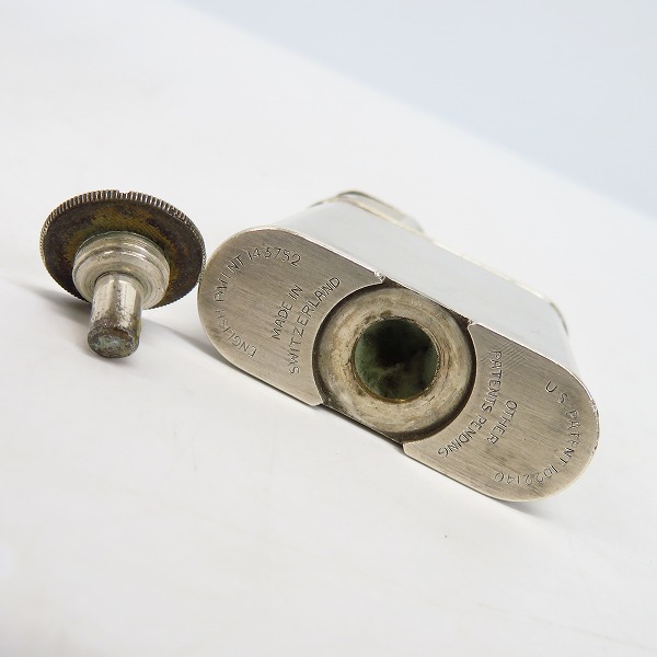 実際に弊社で買取させて頂いたdunhill/ダンヒル UNIQUE/ユニーク ハンマー スポーツライター/オイルライター シルバーの画像 2枚目