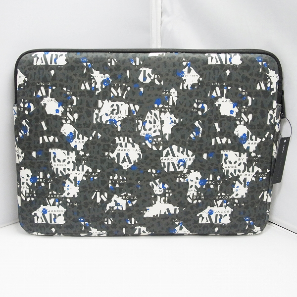 実際に弊社で買取させて頂いた【未使用】MARC BY MARC JACOBS/マークバイマークジェイコブス PC タブレットケース M0001053A/M0001242 2点セットの画像 4枚目