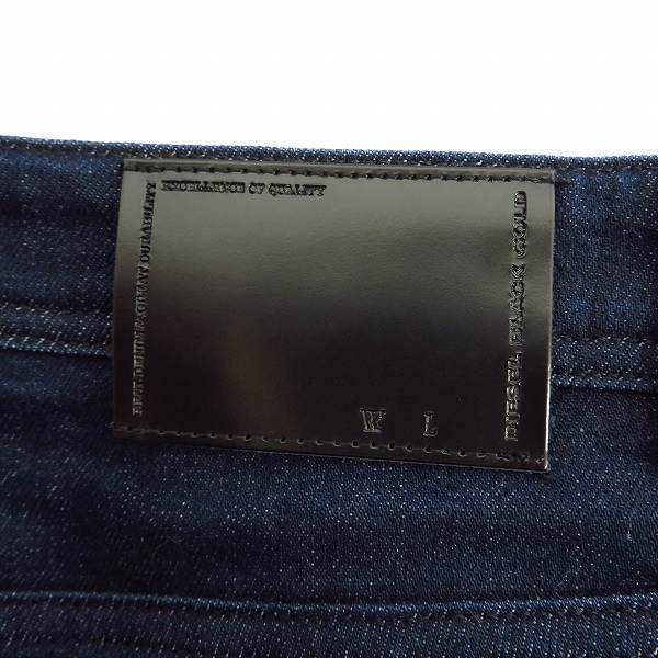 実際に弊社で買取させて頂いたDIESEL BLACK GOLD/ディーゼルブラックゴールド ボタンフライ レザーパッチ TYPE-2614/32の画像 2枚目