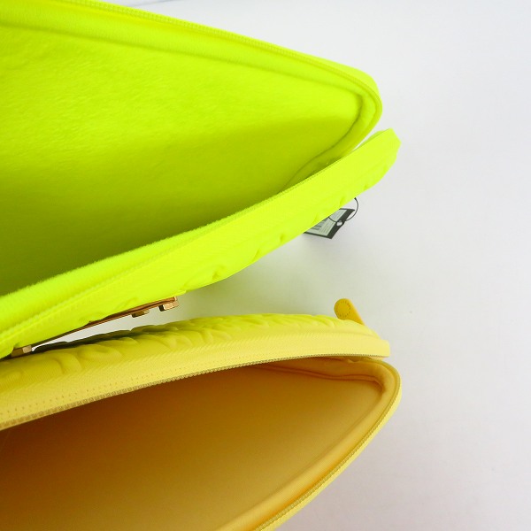 実際に弊社で買取させて頂いたMARC BY MARC JACOBS/マークバイマークジェイコブス タブレットケース M0003462/M6131063 2点セットの画像 4枚目