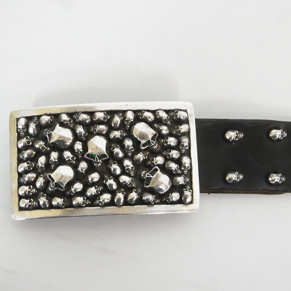 実際に弊社で買取させて頂いたSTANLEY GUESS/スタンリーゲス ストーンアイズ マルチスカル バックル ベルトの画像 1枚目