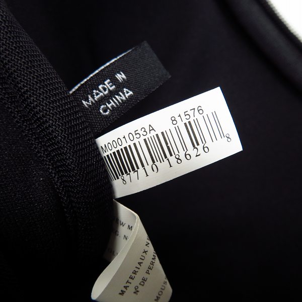 実際に弊社で買取させて頂いた【未使用】MARC BY MARC JACOBS/マークバイマークジェイコブス PC タブレットケース M0003461/M0001053A 2点セットの画像 5枚目