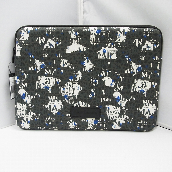 実際に弊社で買取させて頂いた【未使用】MARC BY MARC JACOBS/マークバイマークジェイコブス PC タブレットケース M0001053A/M6131057 2点セットの画像 3枚目