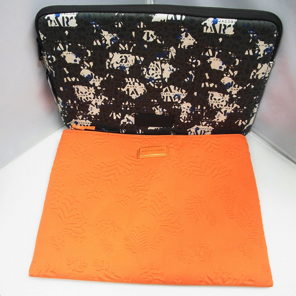 実際に弊社で買取させて頂いた【未使用】MARC BY MARC JACOBS/マークバイマークジェイコブス PC タブレットケース M0001053A/M0001242 2点セット