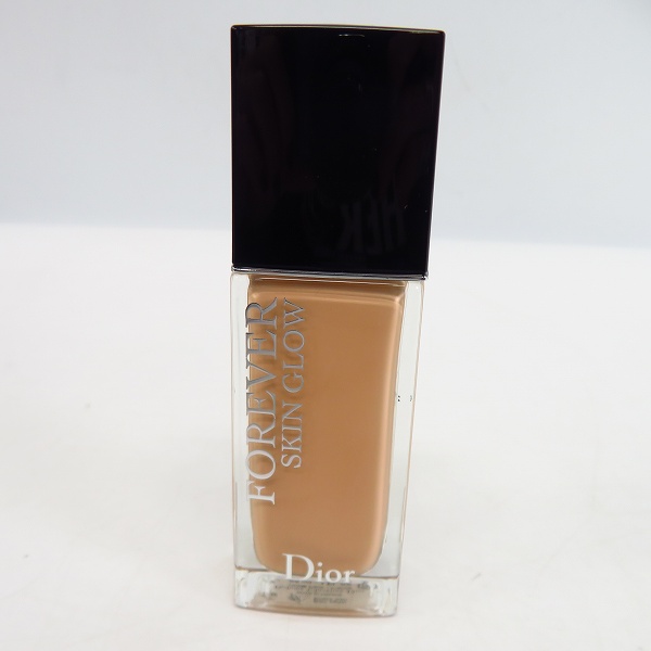 実際に弊社で買取させて頂いたChristian Dior/クリスチャンディオール ディオールスキン フォーエバー フルイド グロウ 1N 30mlの画像 1枚目